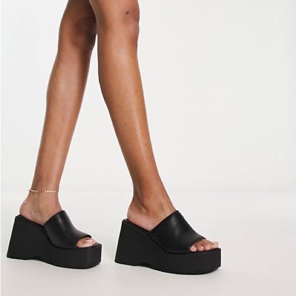 MADDEN GIRL COOKIIE PLATFORM WEDGE MULES - Picture 2 of 13